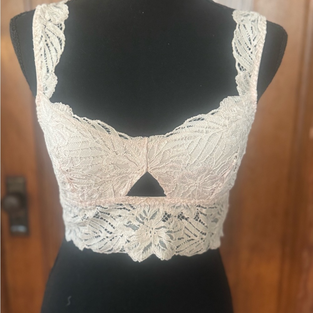 Lace Bralette in Soft Pink
